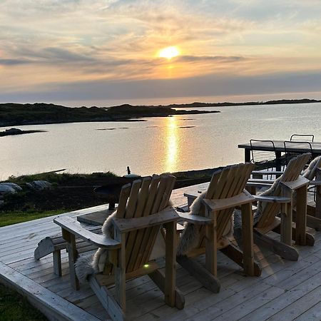 Villa Borgvag - A Unique Seafront Villa In The Heart Of Lofoten Bostad Exteriör bild
