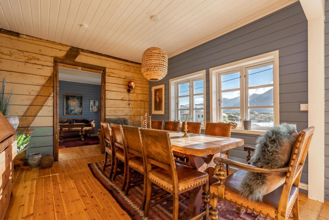 Villa Borgvag - A Unique Seafront Villa In The Heart Of Lofoten Bostad Exteriör bild
