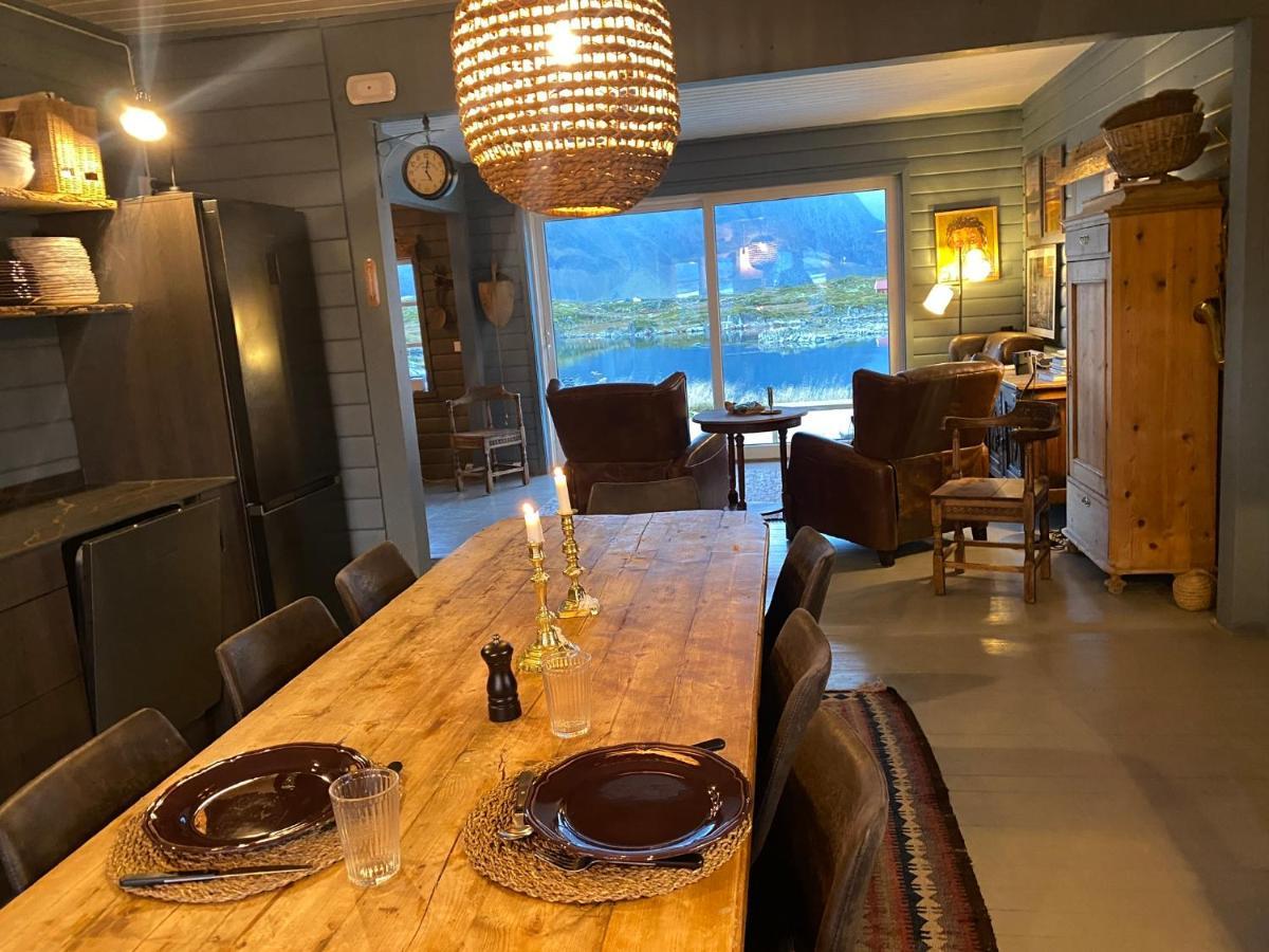 Villa Borgvag - A Unique Seafront Villa In The Heart Of Lofoten Bostad Exteriör bild